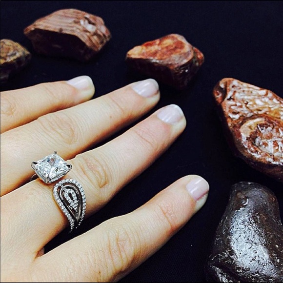 Adjustable 925 Silver Square Shape White Sapphire - Picture 4 of 8